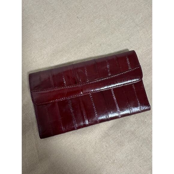 Genuine Eelskin Wallet Clutch Womens Burgundy Snap Checkbook ID Window Zip - Picture 1 of 6